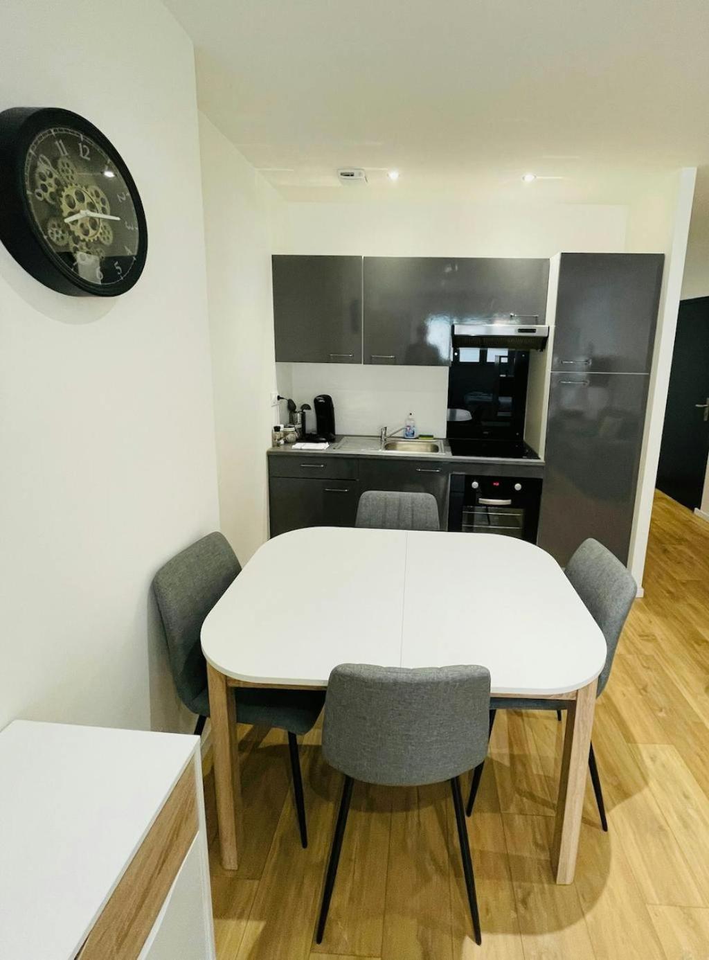 Apartamento Le Chaleureux Marie Reims Exterior foto